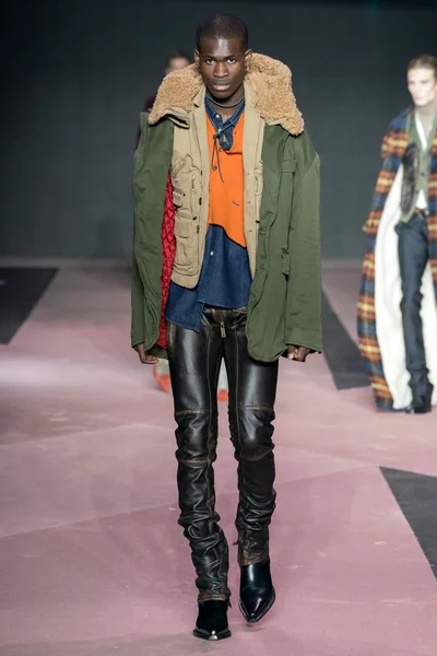 Look 56